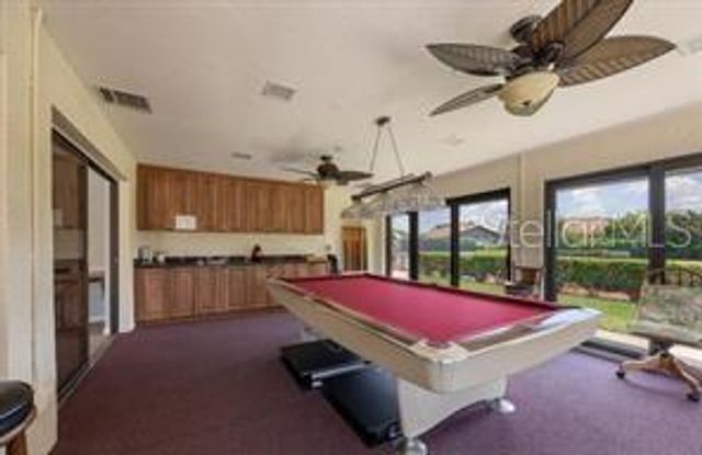 4068 WILSHIRE CIRCLE E 145, Sarasota, FL 34238