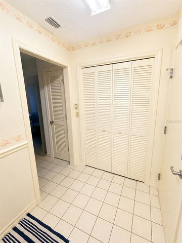 4068 WILSHIRE CIRCLE E 145, Sarasota, FL 34238
