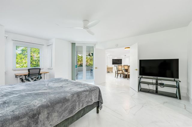 100 SE 5th Avenue 304, Boca Raton, FL 33432