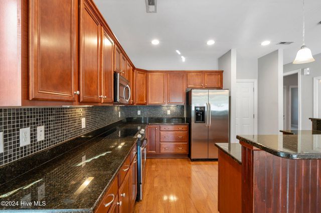 7 Elk Ridge Lane, Southern Pines, NC 28387