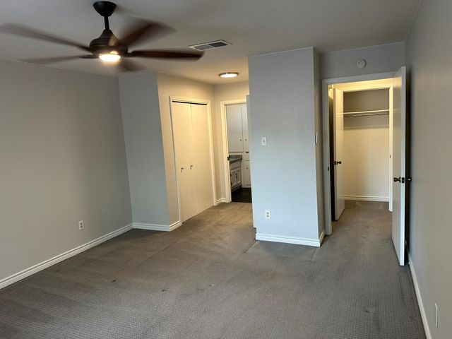 9217 Singing Quail DR 8E, Austin, TX 78758