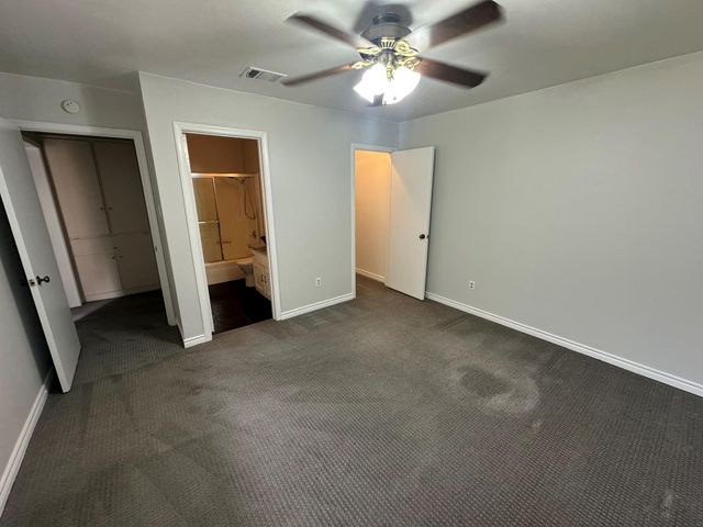 9217 Singing Quail DR 8E, Austin, TX 78758