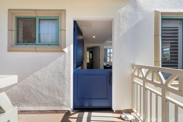 201 Calle Miramar 29, Redondo Beach, CA 90277