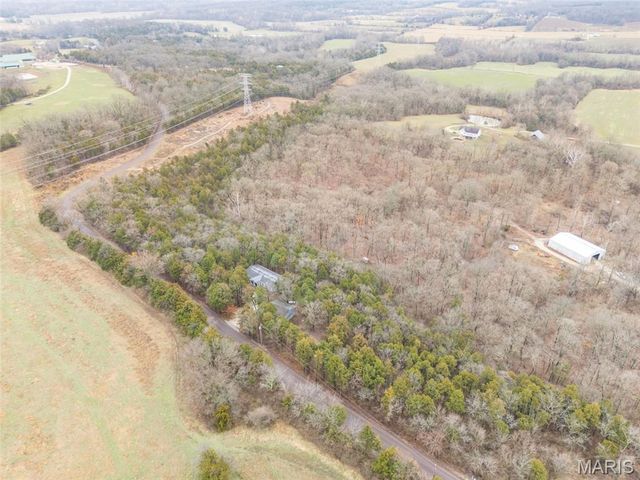 3900 Rice Road, Hillsboro, MO 63050