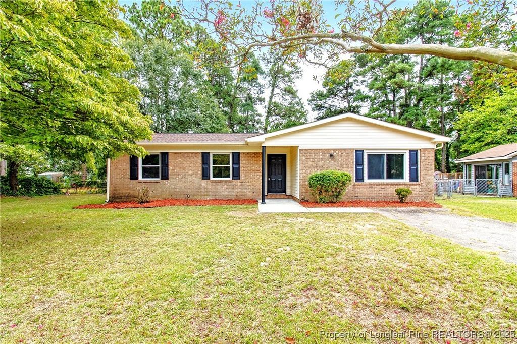 1930 Alder Road, Fayetteville, NC 28304