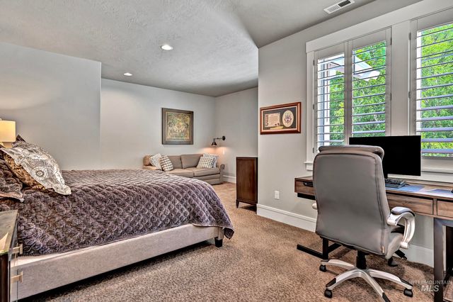 2164 W Holly Mountain Drive, Eagle, ID 83616