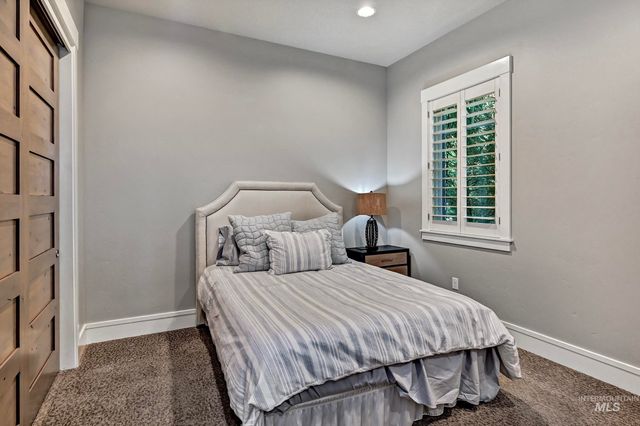 2164 W Holly Mountain Drive, Eagle, ID 83616