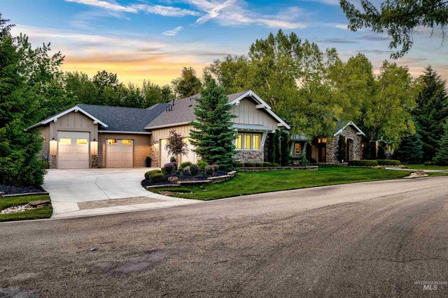 2164 W Holly Mountain Drive, Eagle, ID 83616