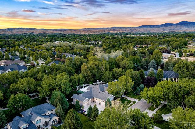 2164 W Holly Mountain Drive, Eagle, ID 83616