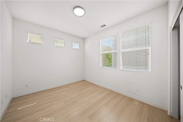 229 Radial, Irvine, CA 92618