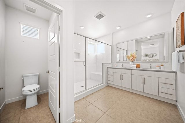 229 Radial, Irvine, CA 92618