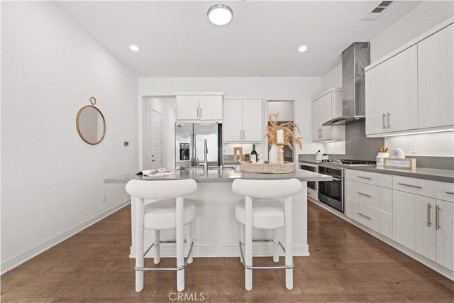 229 Radial, Irvine, CA 92618