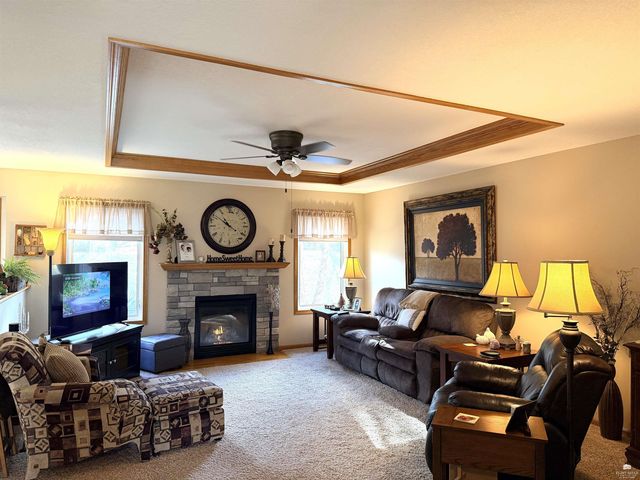 3713 Shadow Wood Lane, Manhattan, KS 66503