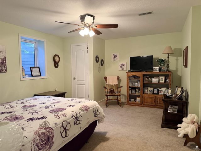 3713 Shadow Wood Lane, Manhattan, KS 66503