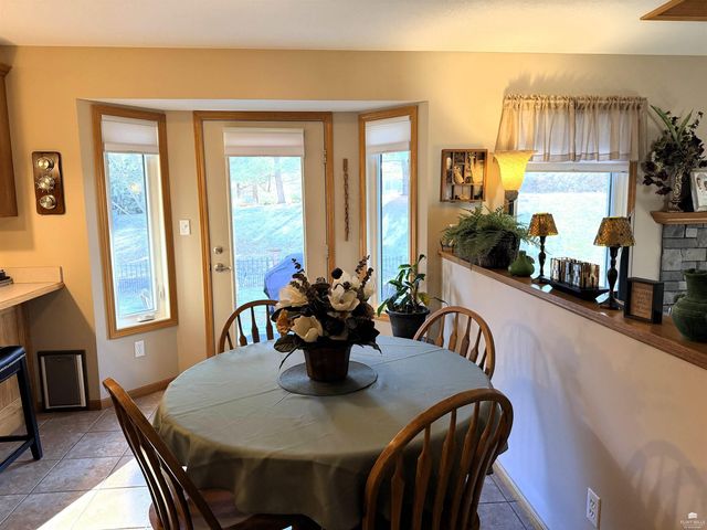 3713 Shadow Wood Lane, Manhattan, KS 66503