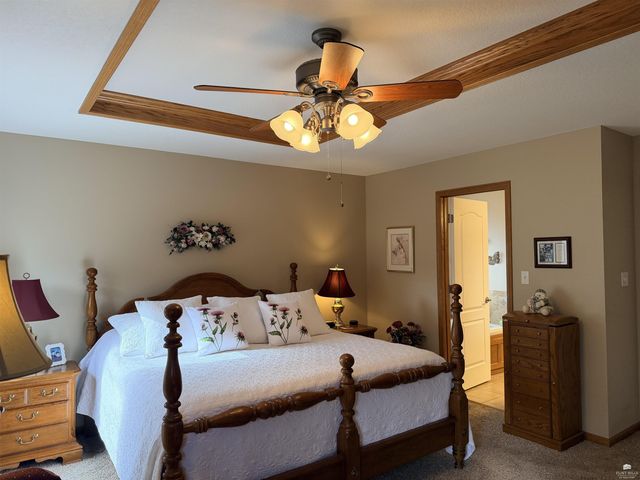 3713 Shadow Wood Lane, Manhattan, KS 66503