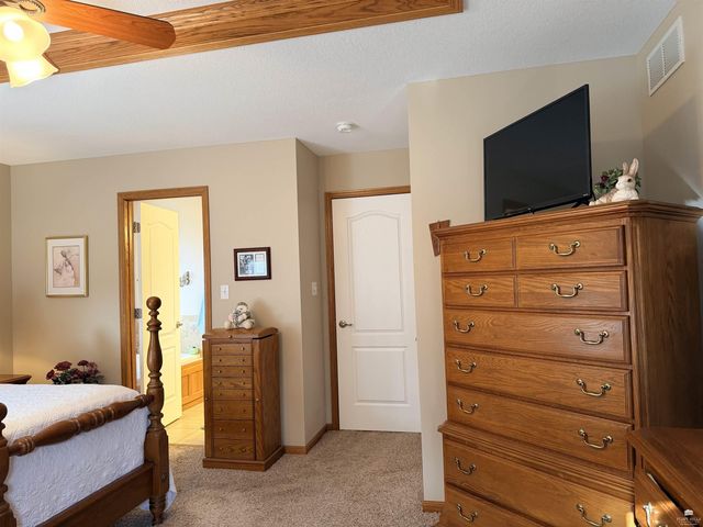 3713 Shadow Wood Lane, Manhattan, KS 66503