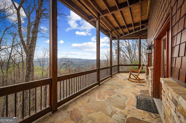 602 Overlook Drive, Blue Ridge, GA 30513