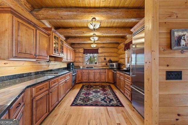 602 Overlook Drive, Blue Ridge, GA 30513