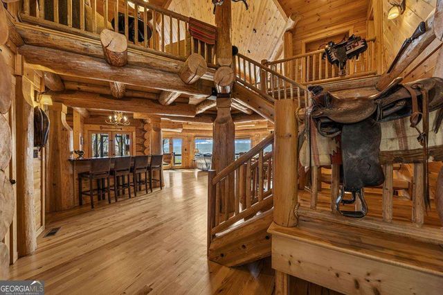 602 Overlook Drive, Blue Ridge, GA 30513