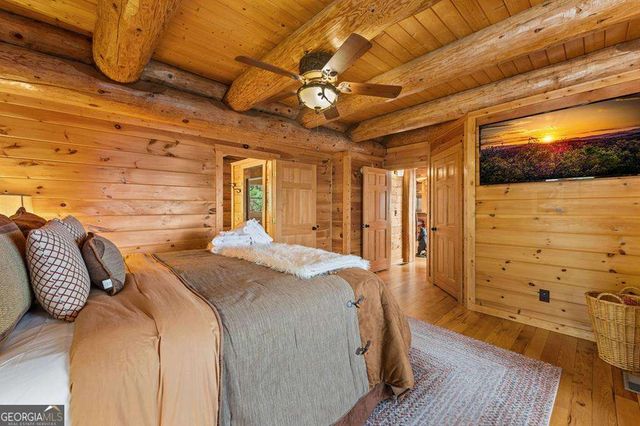 602 Overlook Drive, Blue Ridge, GA 30513