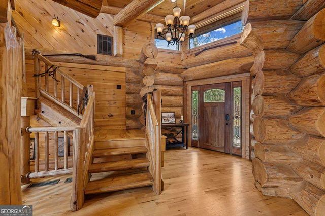 602 Overlook Drive, Blue Ridge, GA 30513