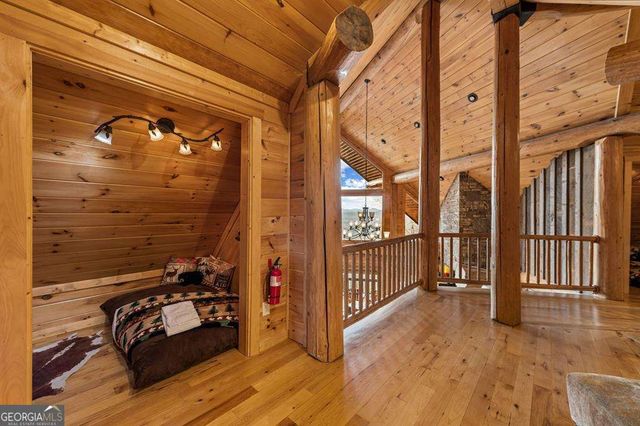 602 Overlook Drive, Blue Ridge, GA 30513