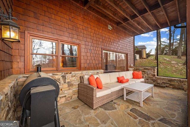 602 Overlook Drive, Blue Ridge, GA 30513