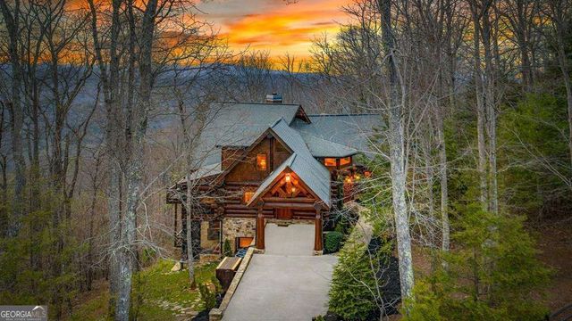 602 Overlook Drive, Blue Ridge, GA 30513