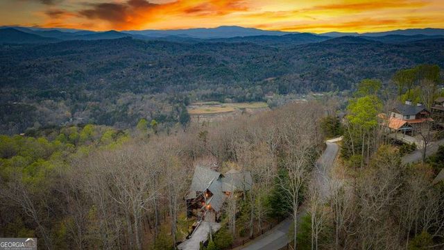 602 Overlook Drive, Blue Ridge, GA 30513