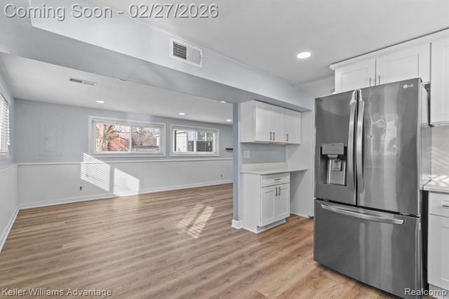 39110 Orangelawn Street, Livonia, MI 48150