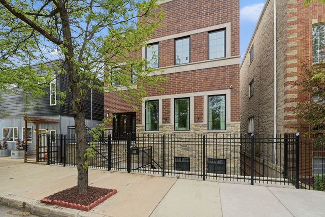 1443 N Cleaver Street, Chicago, IL 60642