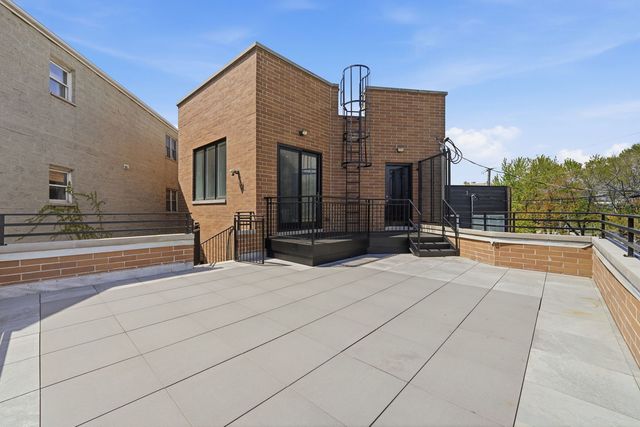 1443 N Cleaver Street, Chicago, IL 60642
