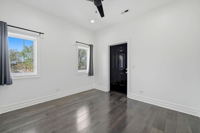 1443 N Cleaver Street, Chicago, IL 60642