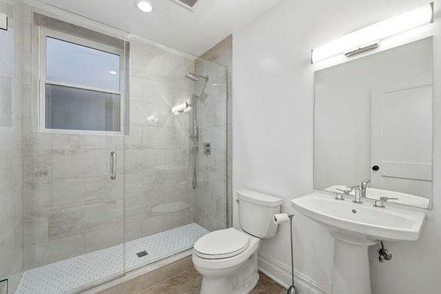 1443 N Cleaver Street, Chicago, IL 60642