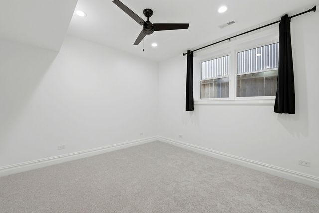 1443 N Cleaver Street, Chicago, IL 60642