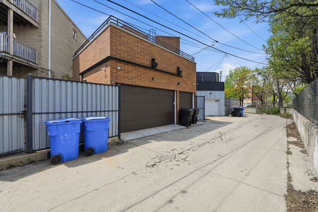 1443 N Cleaver Street, Chicago, IL 60642