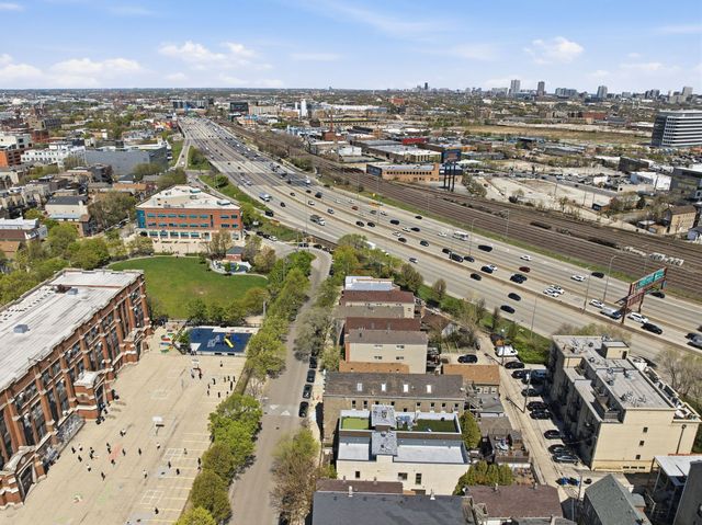 1443 N Cleaver Street, Chicago, IL 60642