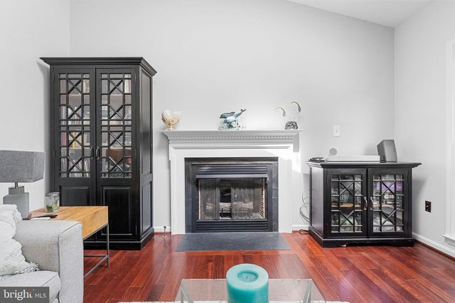8100 TALL TIMBER DR, Gainesville, VA 20155