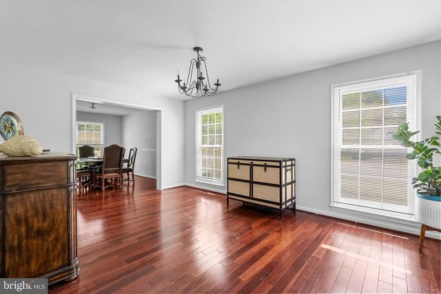 8100 TALL TIMBER DR, Gainesville, VA 20155