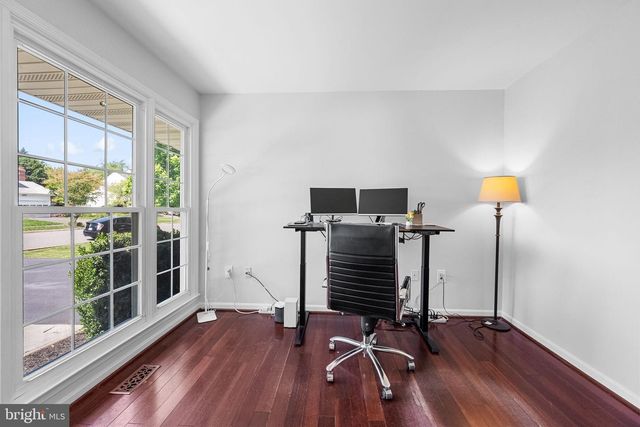 8100 TALL TIMBER DR, Gainesville, VA 20155