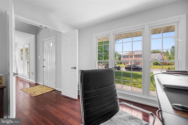 8100 TALL TIMBER DR, Gainesville, VA 20155