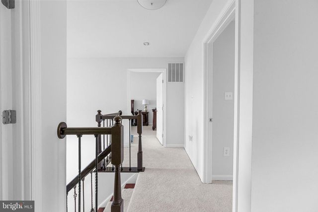 8100 TALL TIMBER DR, Gainesville, VA 20155