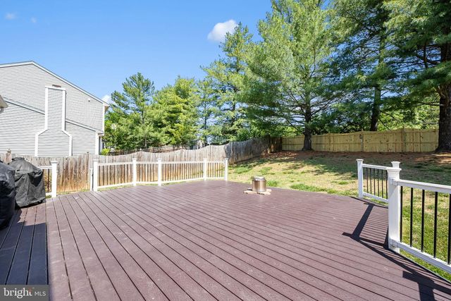 8100 TALL TIMBER DR, Gainesville, VA 20155