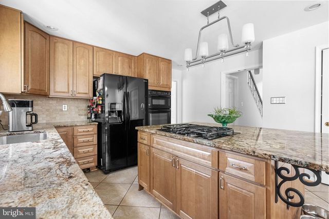 8100 TALL TIMBER DR, Gainesville, VA 20155