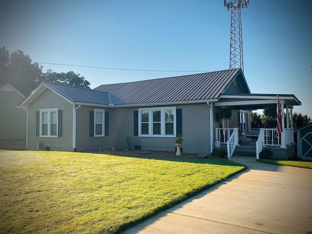 1622 Washington St, W, Fayetteville, TN 37334