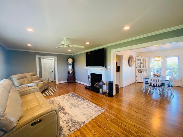 1622 Washington St, W, Fayetteville, TN 37334