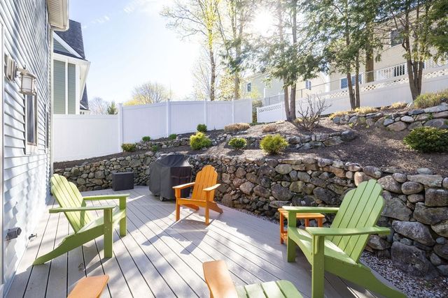 58 Albemarle Rd, Waltham, MA 02452