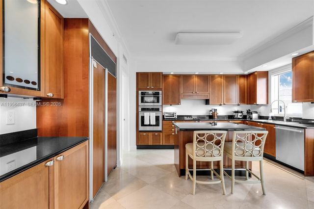 785 Crandon Blvd 702, Key Biscayne, FL 33149