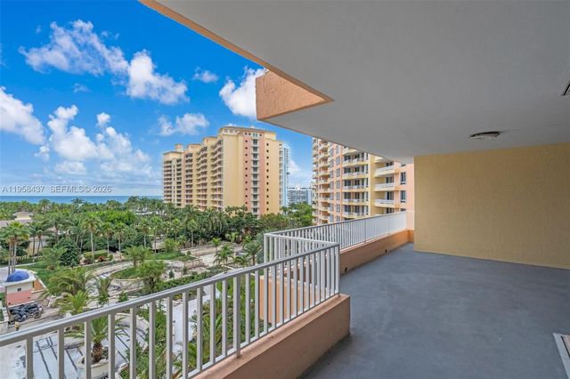 785 Crandon Blvd 702, Key Biscayne, FL 33149